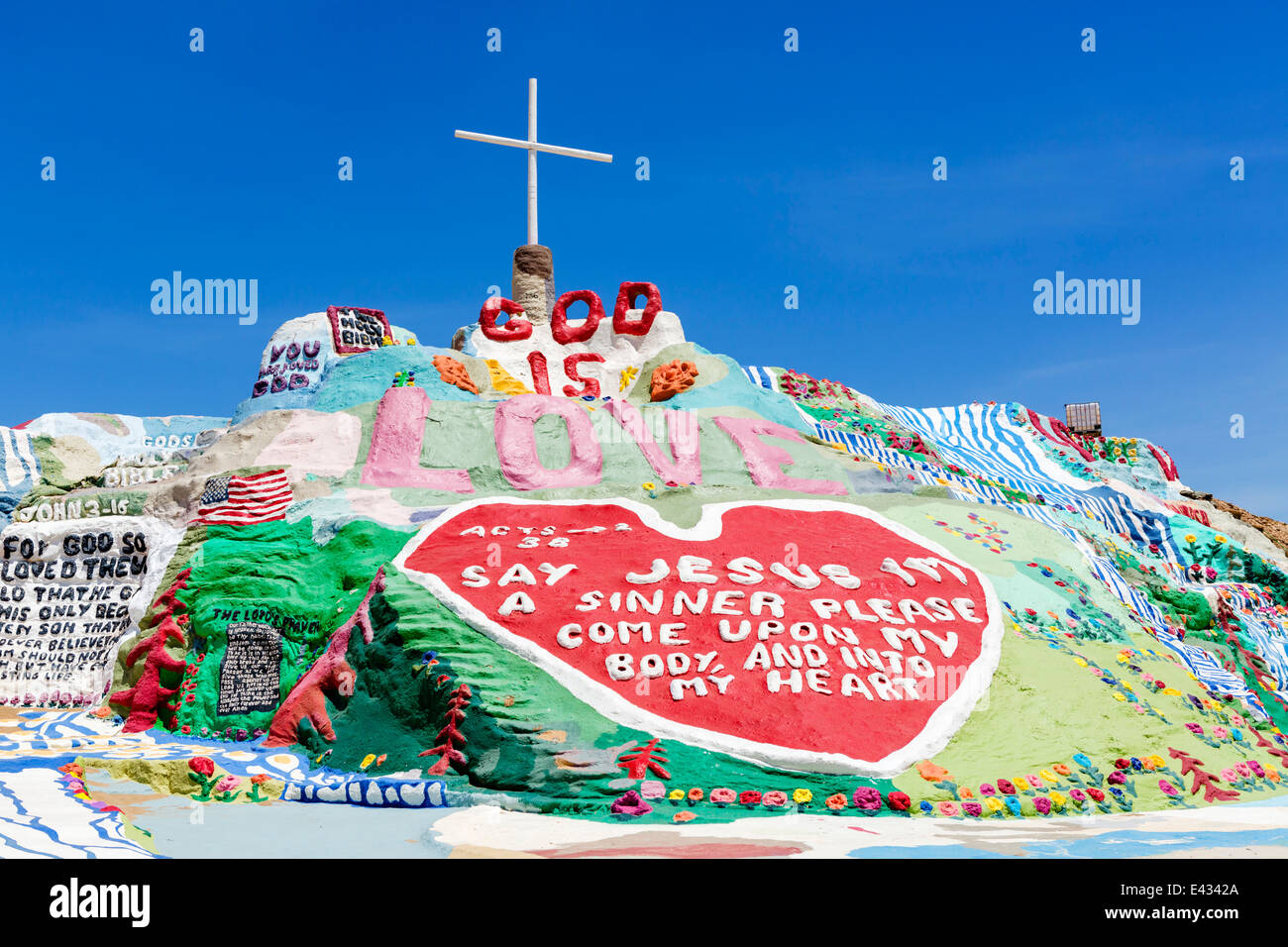 Salvation Mountain, Leonard Knight groß angelegte Stück religiöse Volkskunst, Niland, Imperial County, Kalifornien, USA Stockfoto