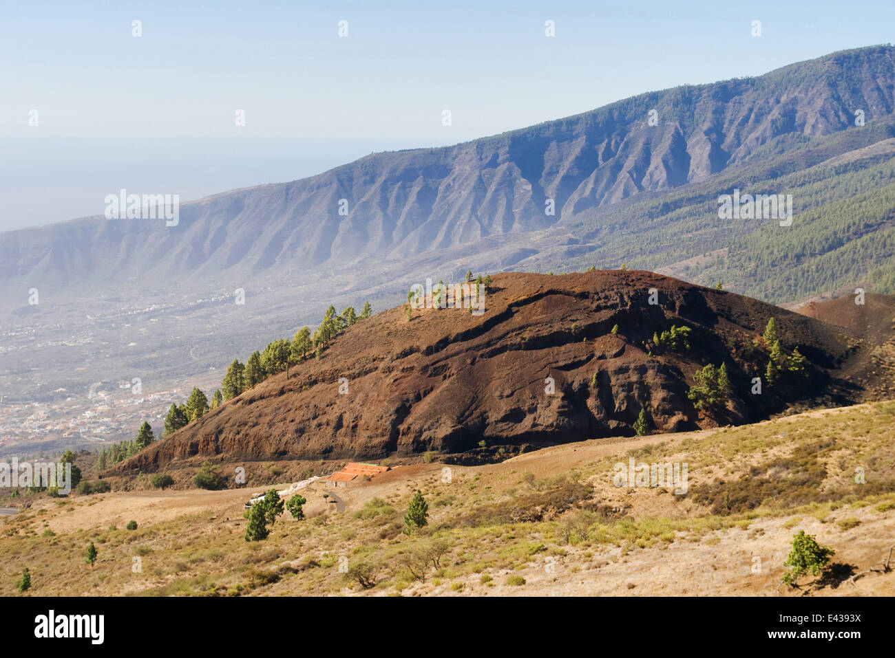 Vulkanlandschaft im Tal von Guimar im Südosten von Teneriffa, Kanarische Inseln. Stockfoto