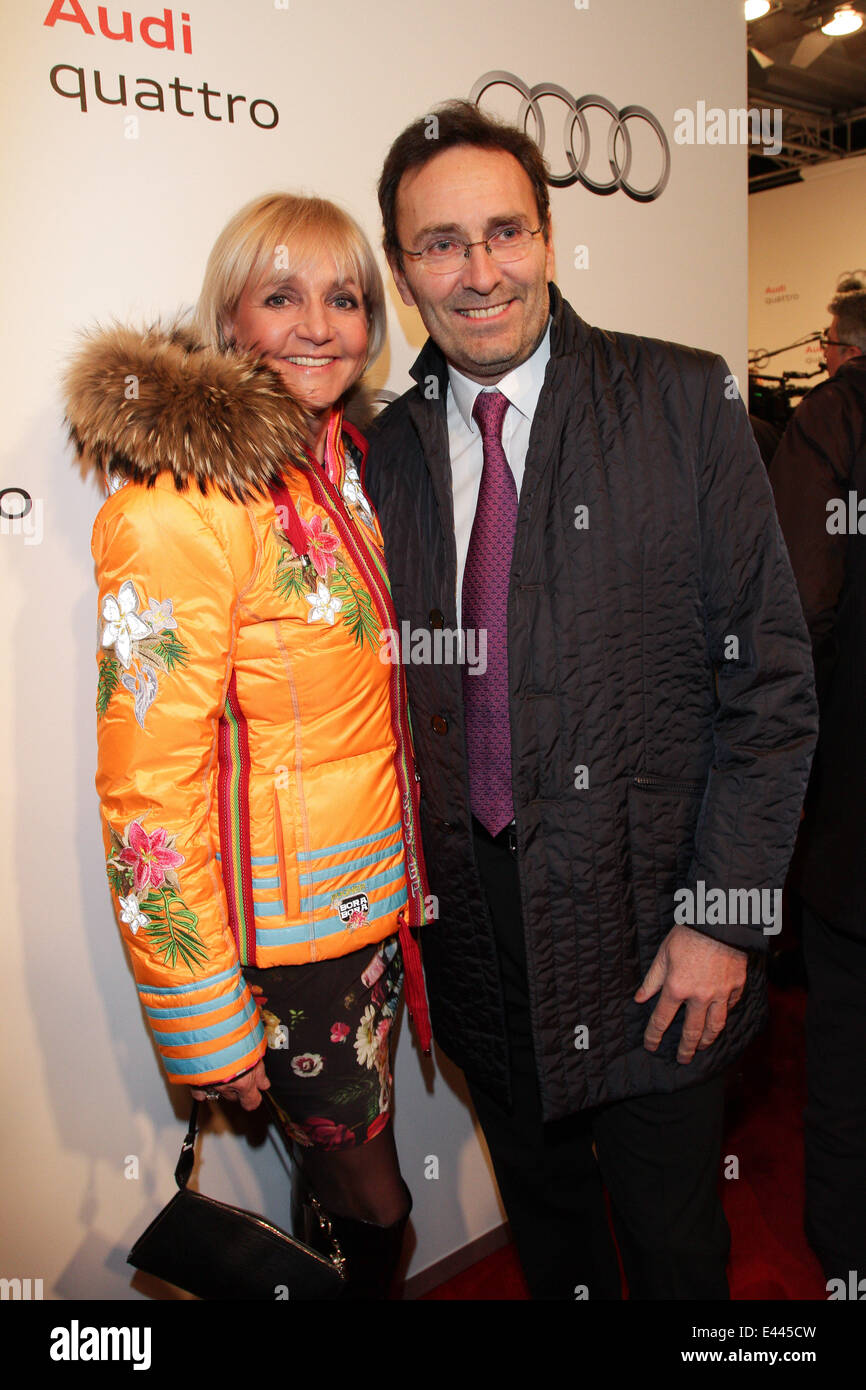 Prominente, die Teilnahme an der "Audi Night" Rezeption während der 74. Hahnenkamm Rece Wochenende im Hotel "Zur Tenne" Featuring: Christa Kinshofer,Dr.Erich Rembeck wo: München, Deutschland: 25. Januar 2014 Stockfoto