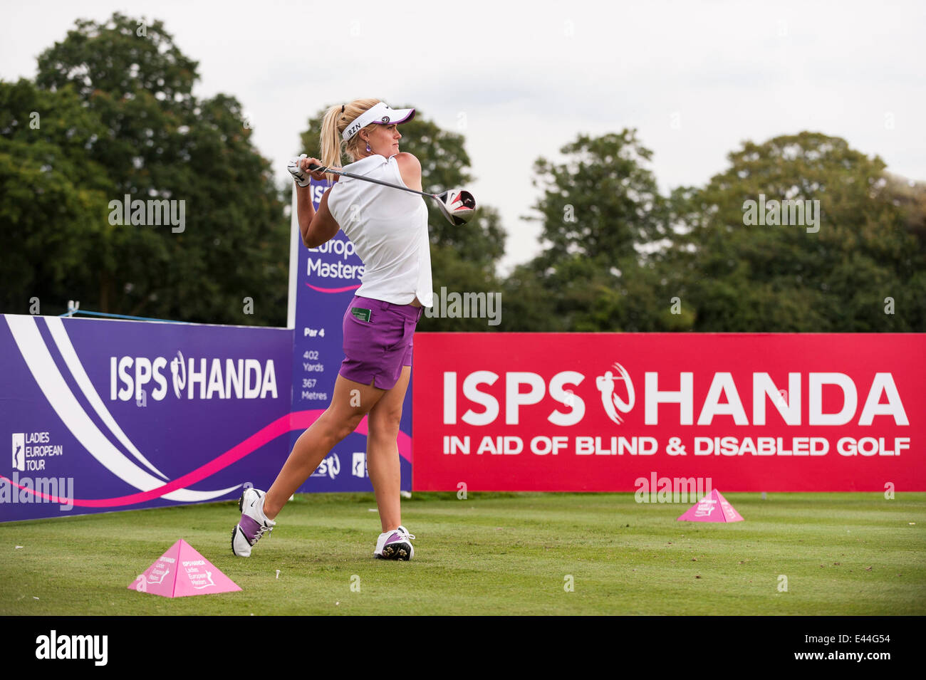 Denham, London, UK, 2. Juli 2014.  ISPS HANDA Ladies European Masters 2014 - pro-am Tag der Buckinghamshire Golf Club.  Ein Tag für Unternehmen und prominenten Partnern neben Profis vor dem main Event am folgenden Tag zu spielen.  Im Bild: Carly Stand (Schottland).   Bildnachweis: Stephen Chung/Alamy Live-Nachrichten Stockfoto