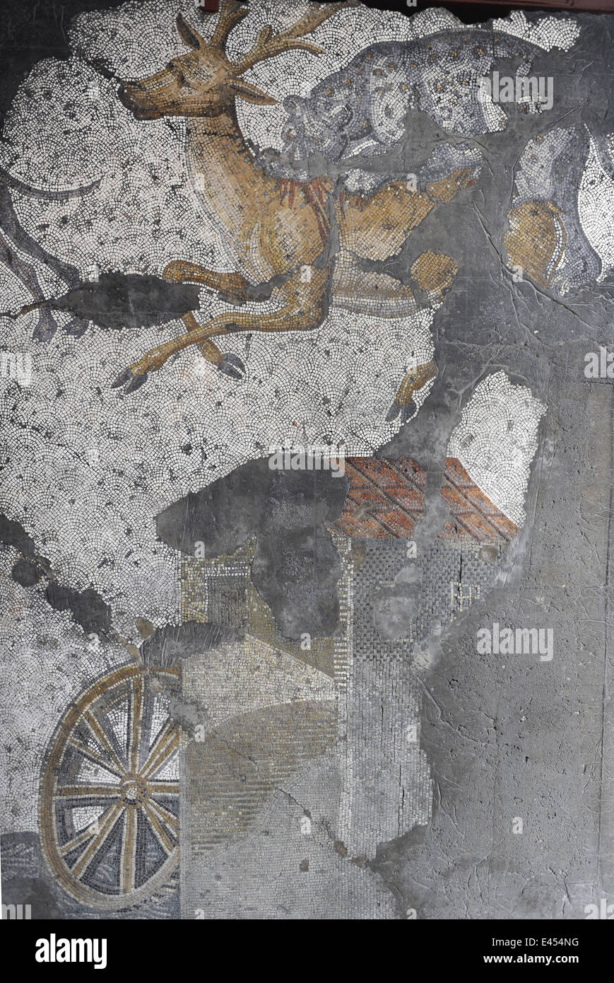 Großer Palast Mosaik-Museum. 4.-6. Jahrhunderte. Mosaik-Darstellung eine Wassermühle und ein Angriff auf einen Hirsch Leopard. Istanbul. Turkei. Stockfoto