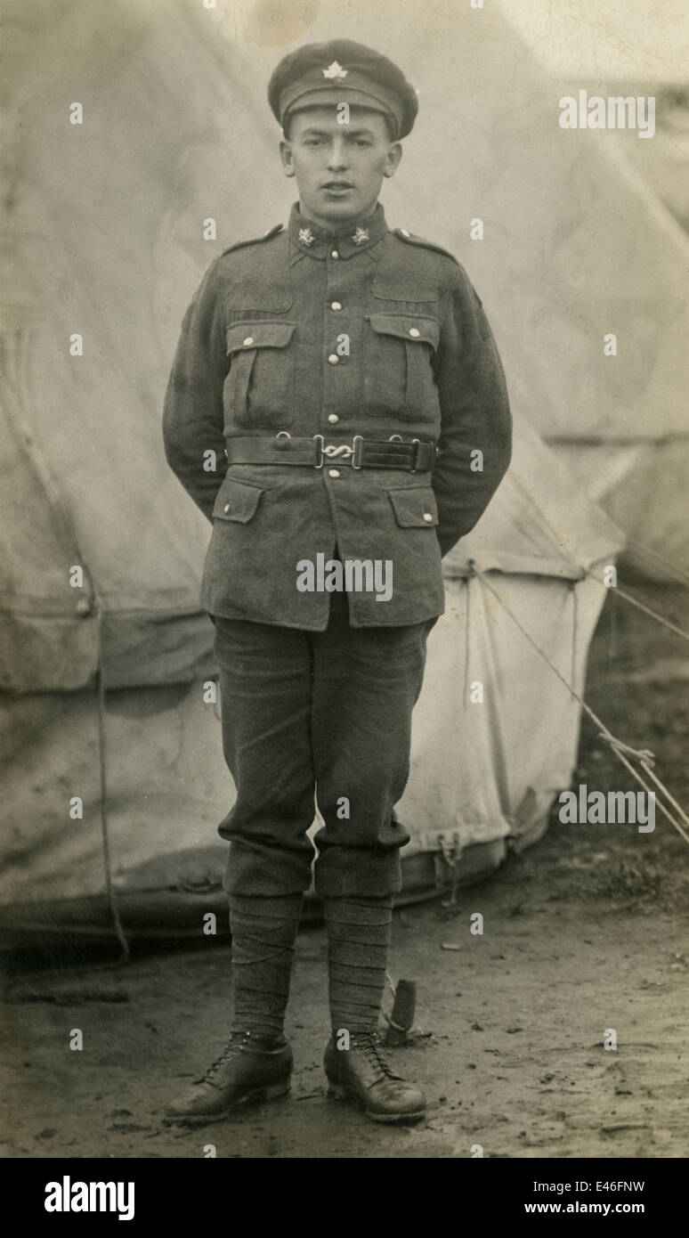 Antike Fotografie, ca. 1910-Bild eines kanadischen Weltkrieg Soldaten. Stockfoto