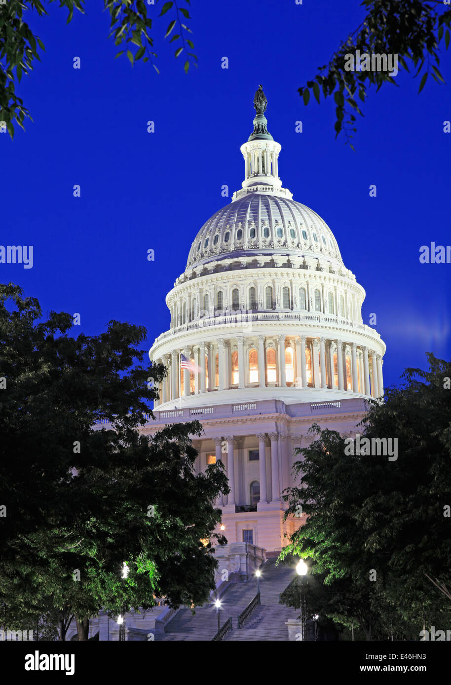 US Capitol Building in der Abenddämmerung, Washington DC Stockfoto