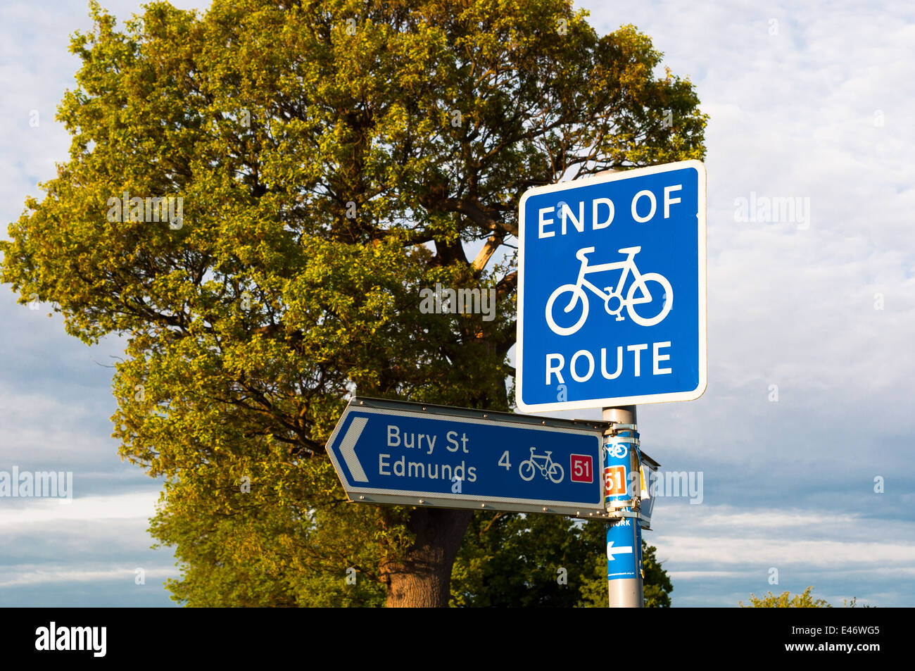 Ende des Radweges und Richtung für Bury St Edmunds, Suffolk, UK Stockfoto