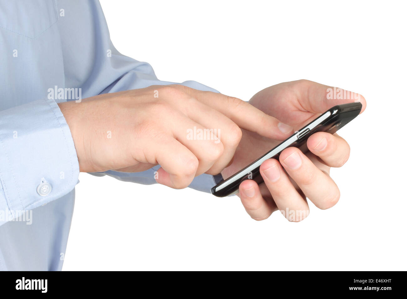 Geschäftsmann berühren Smartphone auf weißem Hintergrund Stockfoto