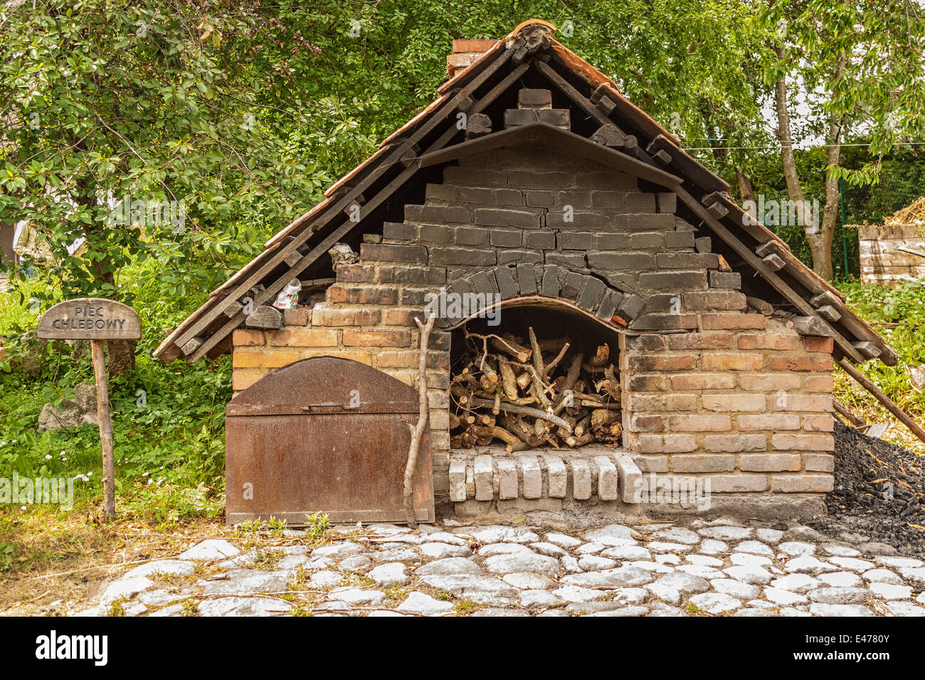 Steinofen Brot in Nadolle Freilichtmuseum, Polen Stockfoto