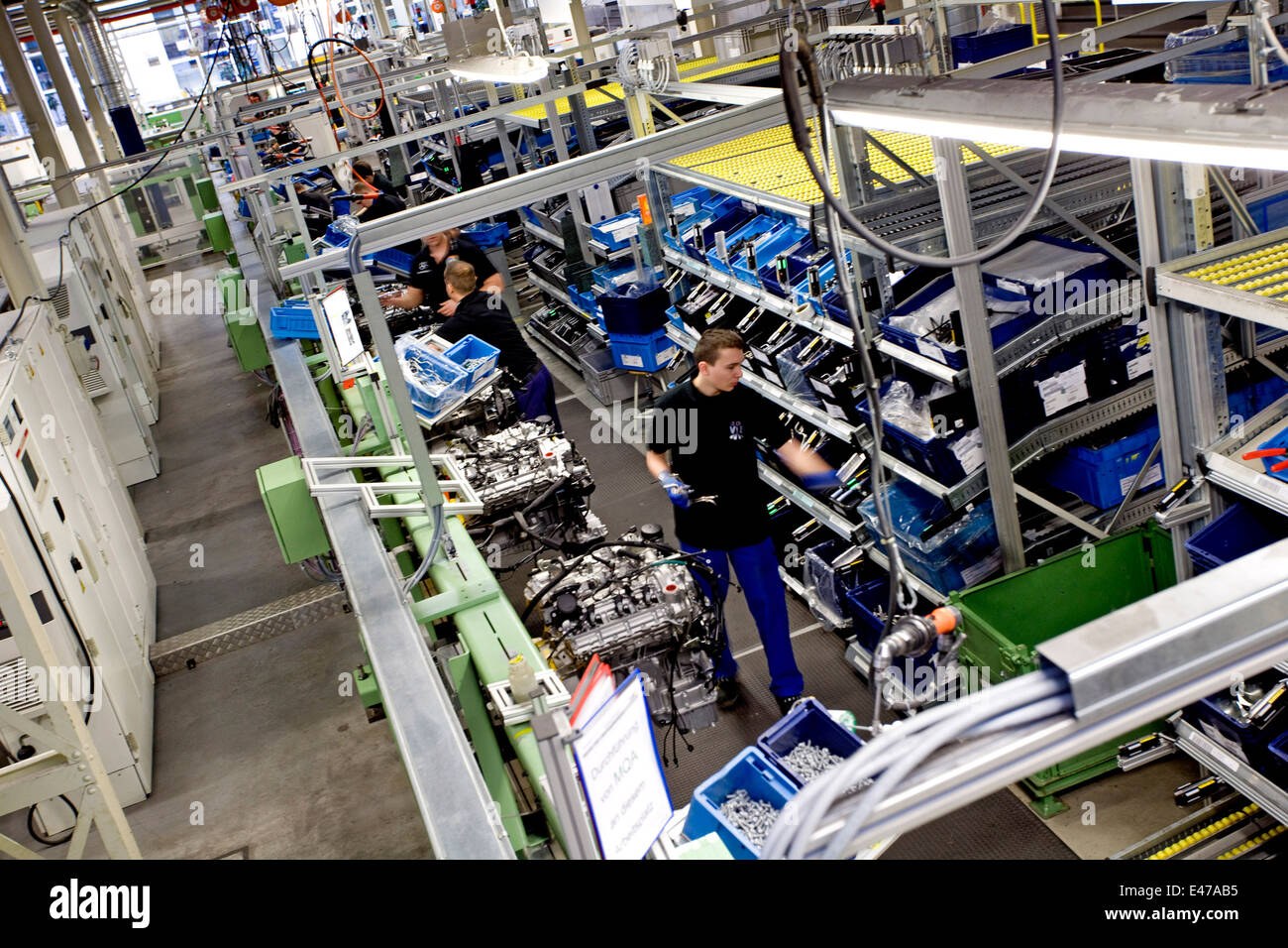 Mercedes Benz Werk Berlin Stockfotografie Alamy