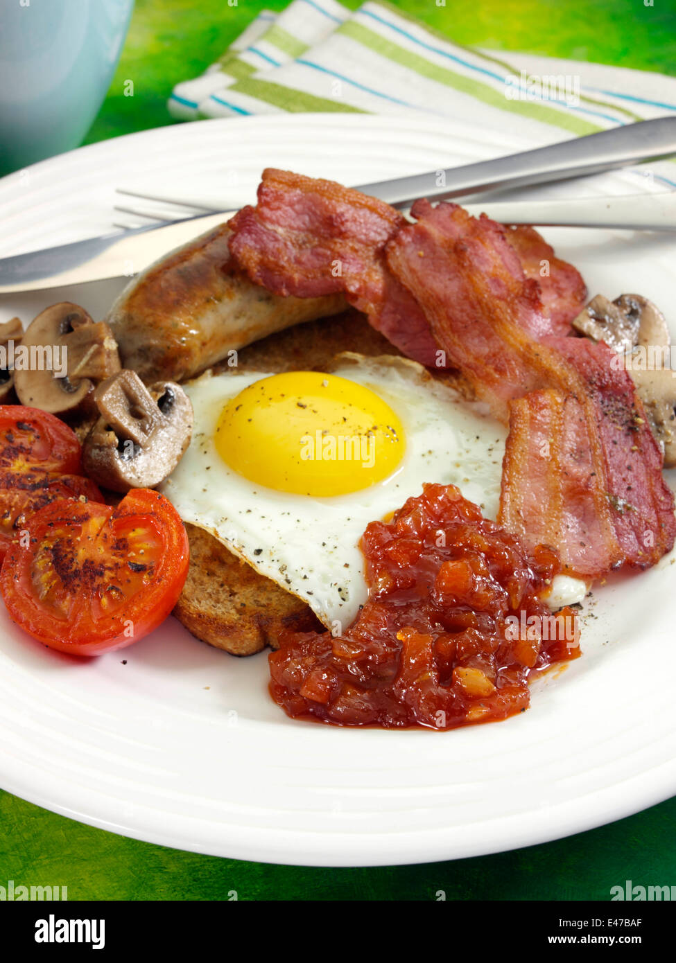 Englisch Frühstück Speck Ei Tomaten gebraten Stockfoto