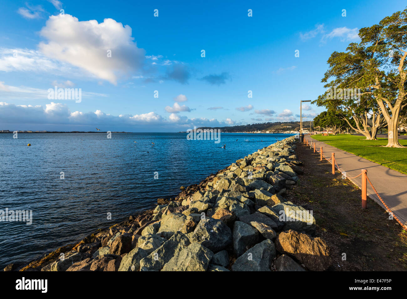 Shelter Island Shoreline Park und Hafen von San Diego. San Diego, California, Vereinigte Staaten von Amerika. Stockfoto