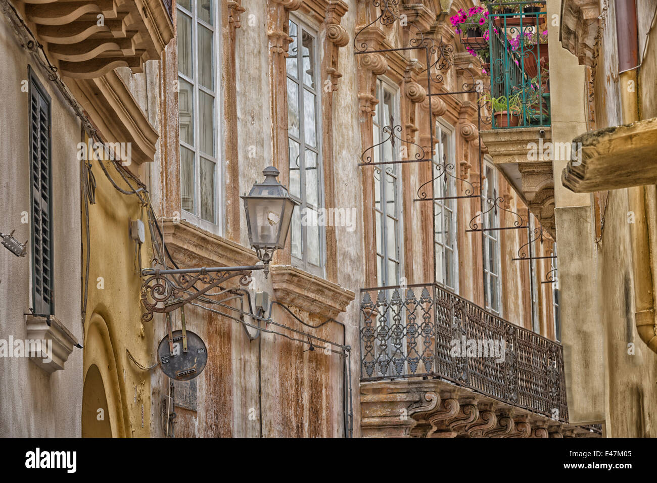 Doxi Stracca Fontana Palast über 1760 A.D. in der alten Stadt von Gallipoli (Le)) im Süden von Italien Stockfoto