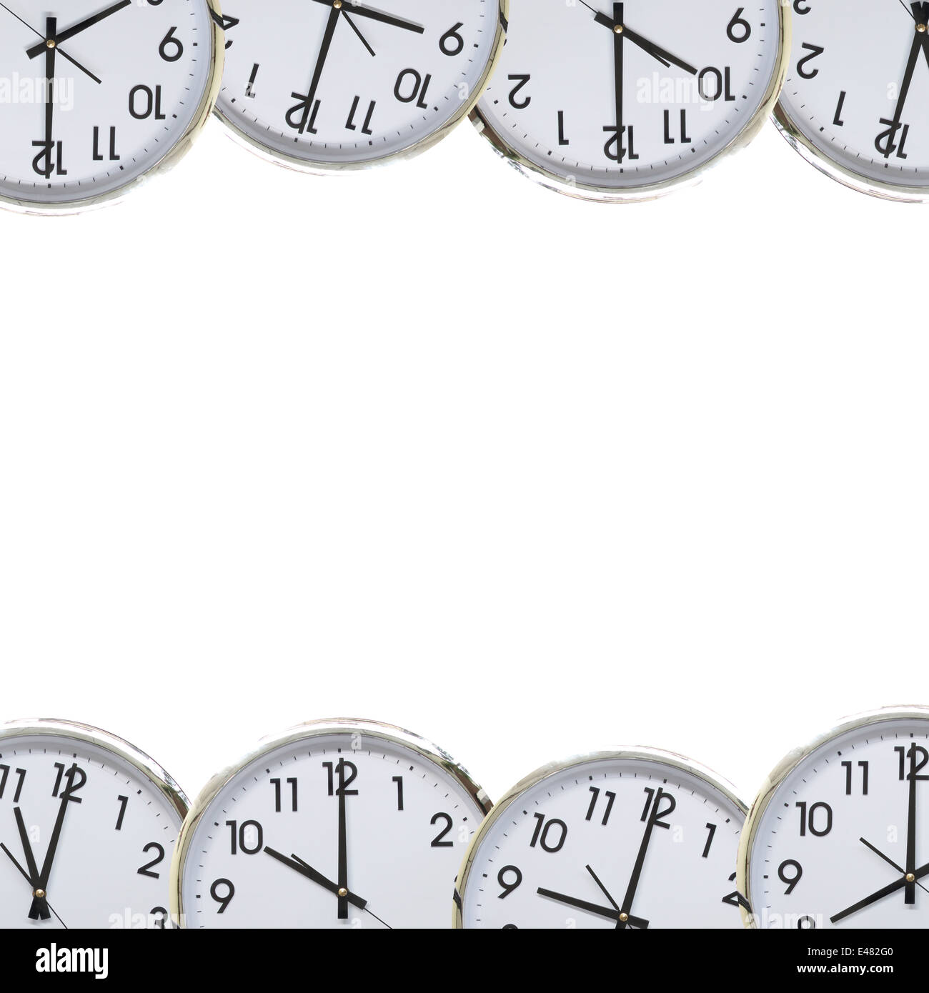 Teilansicht der Uhr im Frame auf weißem Hintergrund. Stockfoto