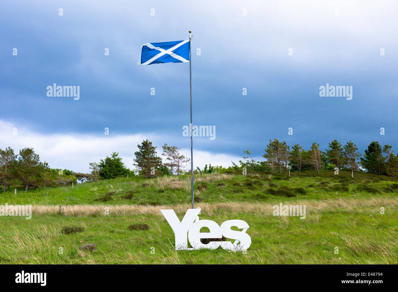 Saltire Nationalflagge von St Andrew, schottische Unabhängigkeit Referendum Debatte Kampagne für Stimmen ja für unterschiedliche Schottland nation Stockfoto