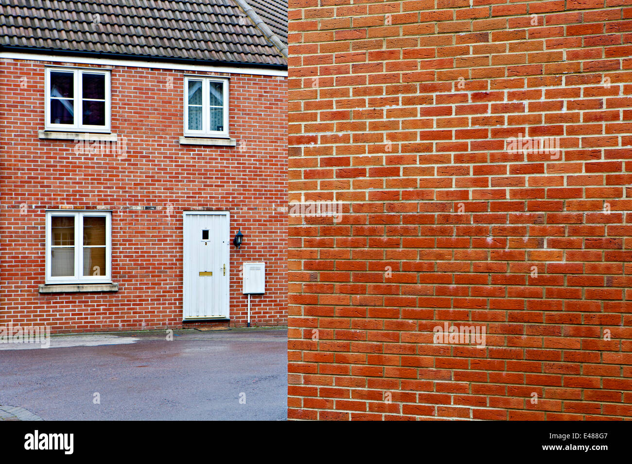 Straßenansicht des neuen Hauses auf Port Marine Wohnsiedlung, Portishead, North Somerset Stockfoto