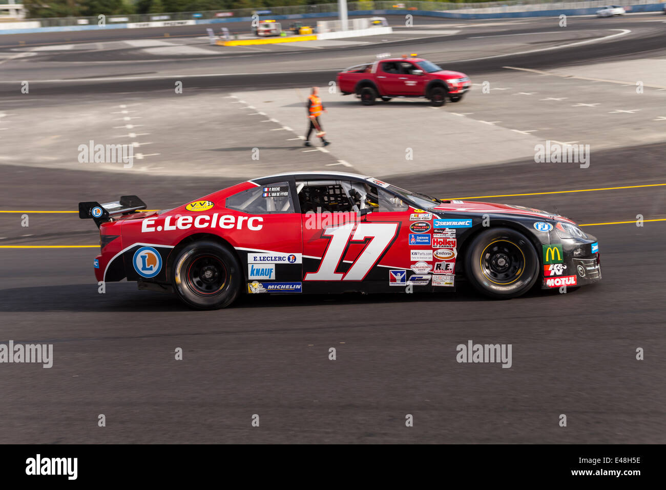 Tours, Frankreich. 5. Juli 2014. NASCAR Whelen Euroserie Rennen auf dem Speedway Tours, Tours, Frankreich. Stockfoto