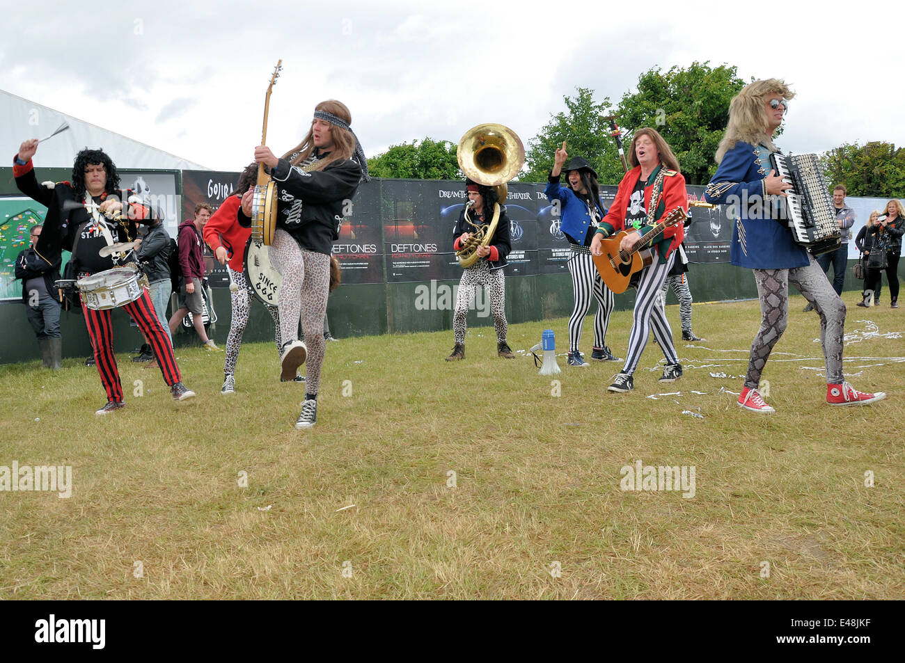 Blaas of Glory humorvolle Band spielt beim Sonisphere Festival im Knebworth Park Stockfoto