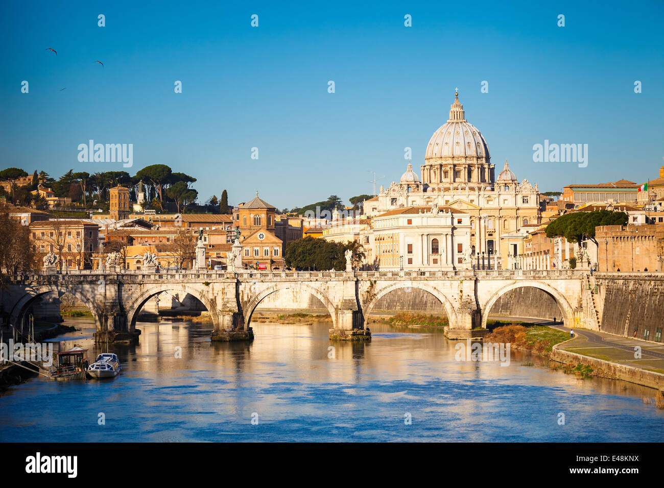 Tiber und St.-Petri Dom, Rom Stockfoto