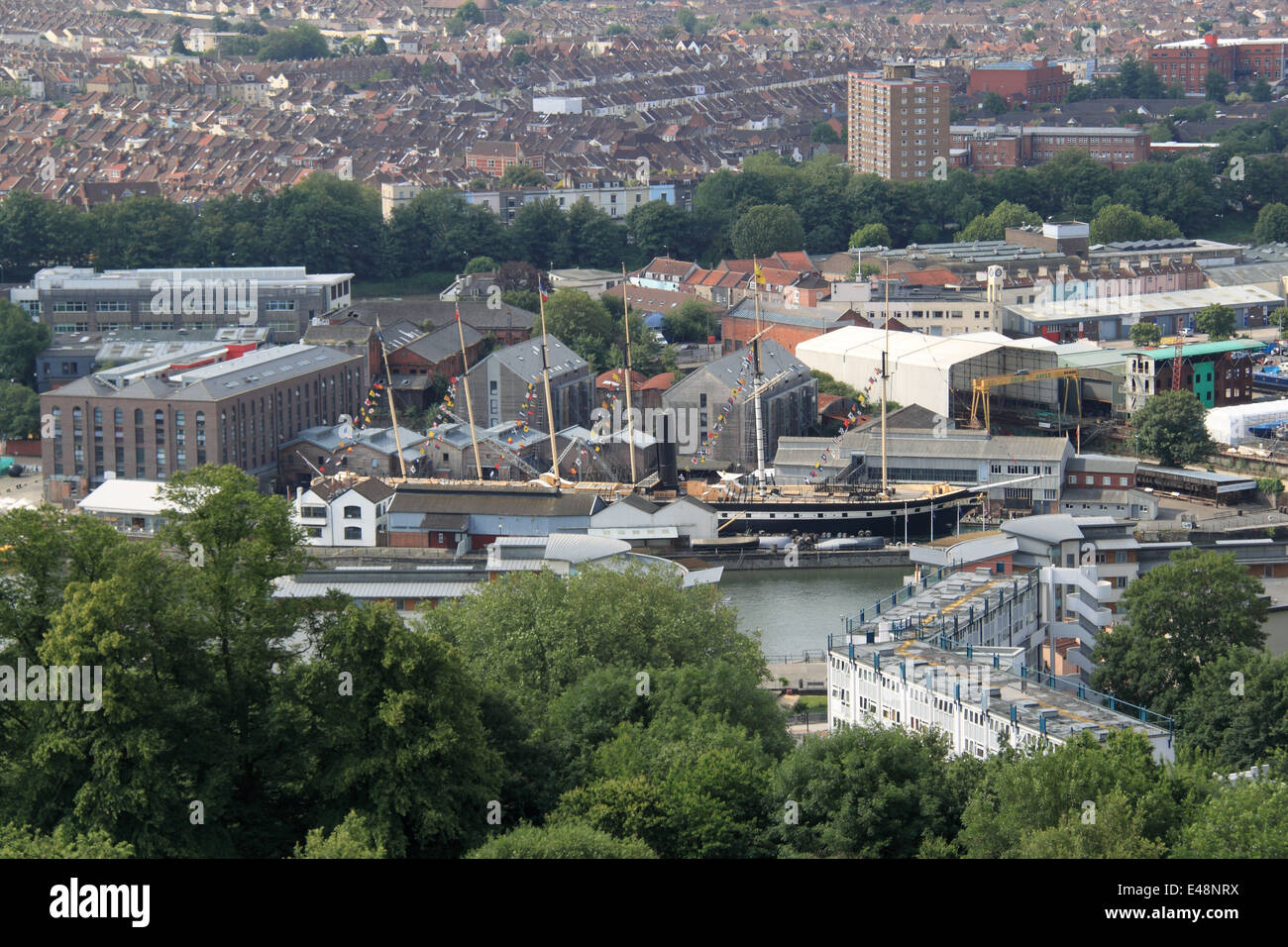 SS Great Britain und Bristol Docks gesehen von Cabot Tower, Brandon Hill Park, England, Großbritannien, Deutschland, UK, Europa Stockfoto