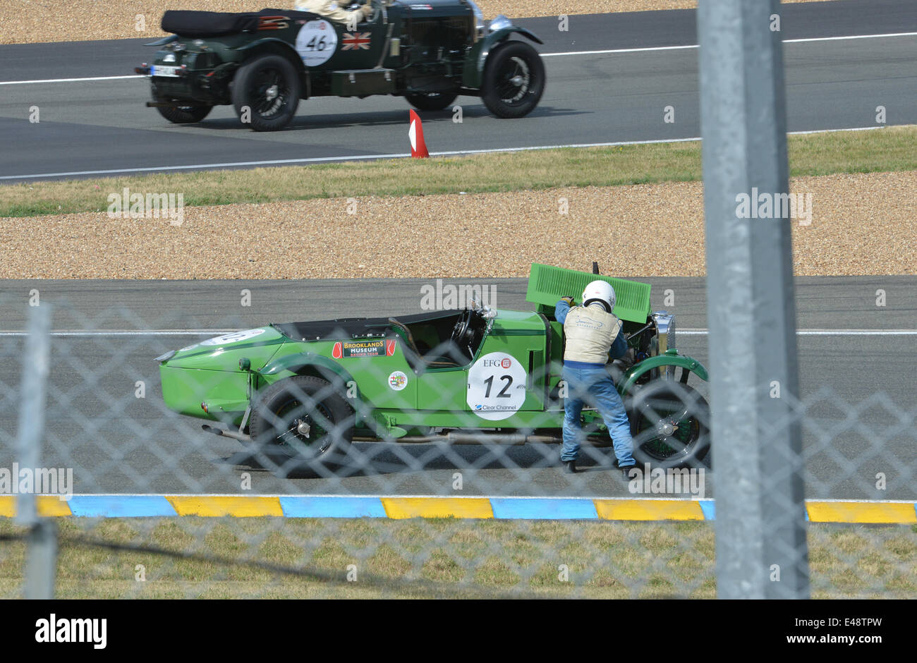 Le Mans, Frankreich, 5. Juni 2014. Historische Rennwagen auf der Strecke der Le Mans Classic Veranstaltung in Frankreich. Bildnachweis: Matthew Richardson/Alamy Live-Nachrichten Stockfoto