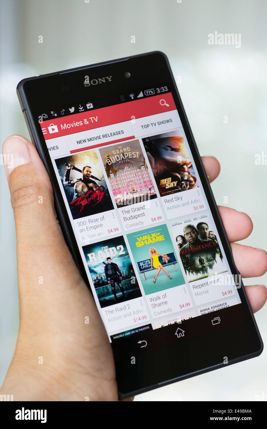 Hand mit Smartphone, Handy, Handy, Xperia Z2 Stockfoto