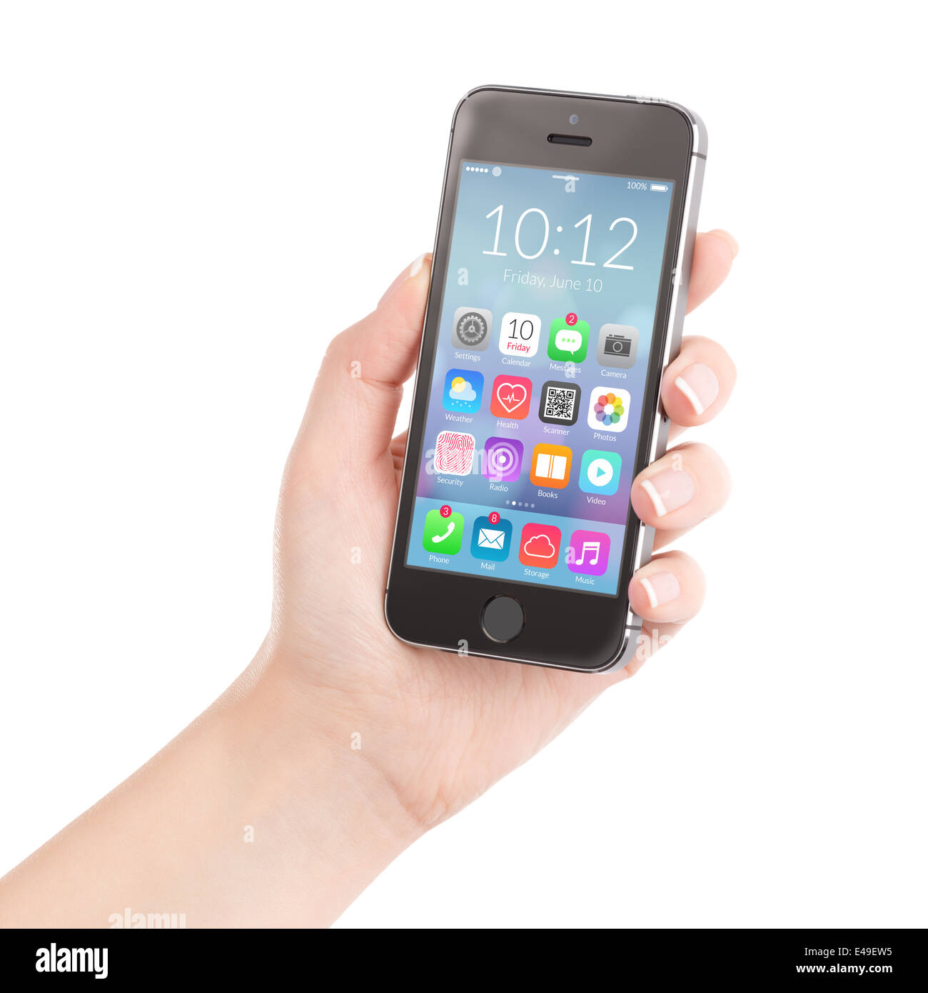 Weibliche Hand hält Schwarz Smartphone mit bunten Applikations-Icons auf dem Bildschirm zu isoliert auf weißem Hintergrund. Hohe Qualität. Stockfoto
