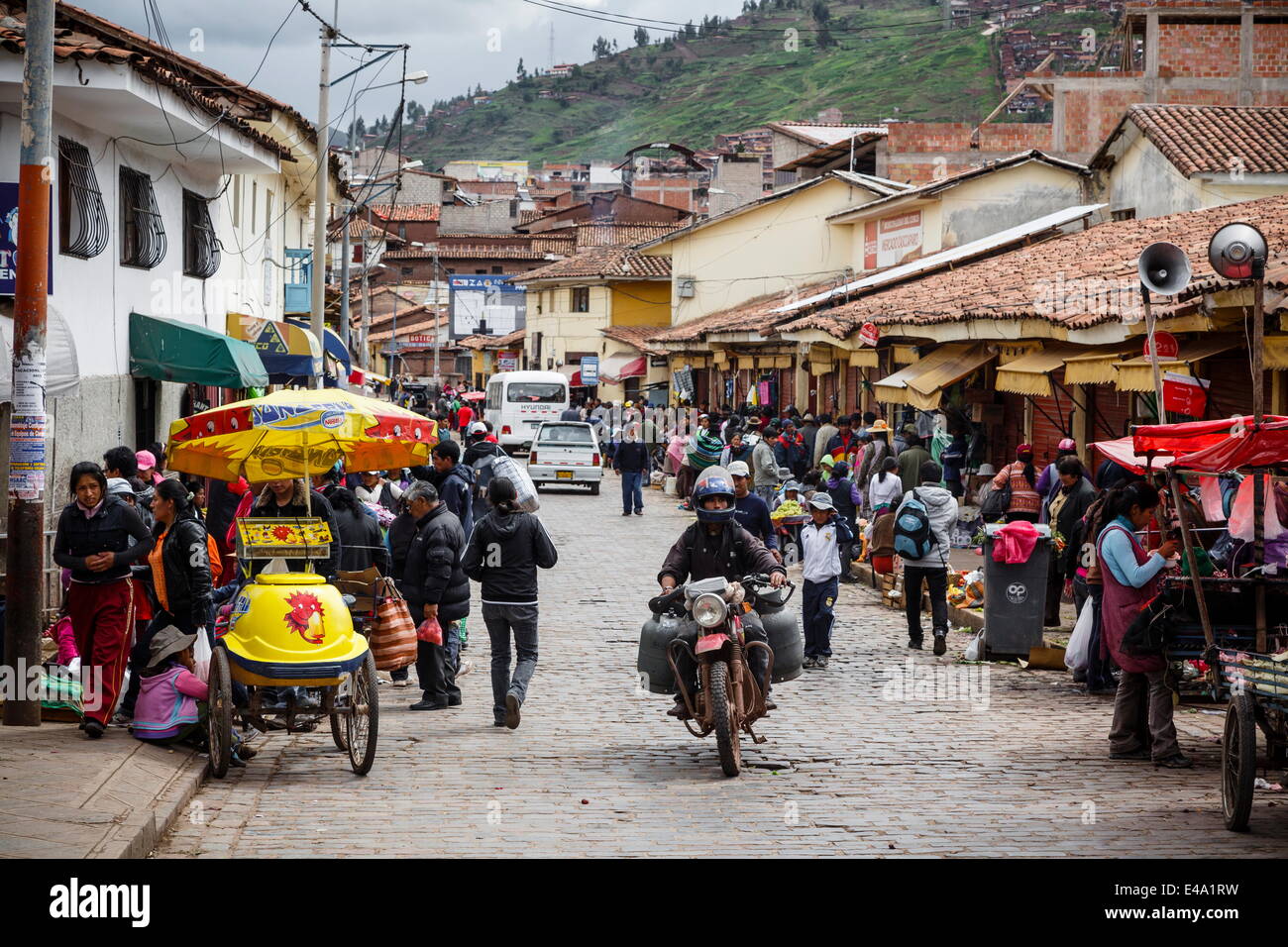 Straßenszene, Cuzco, Peru, Südamerika Stockfoto