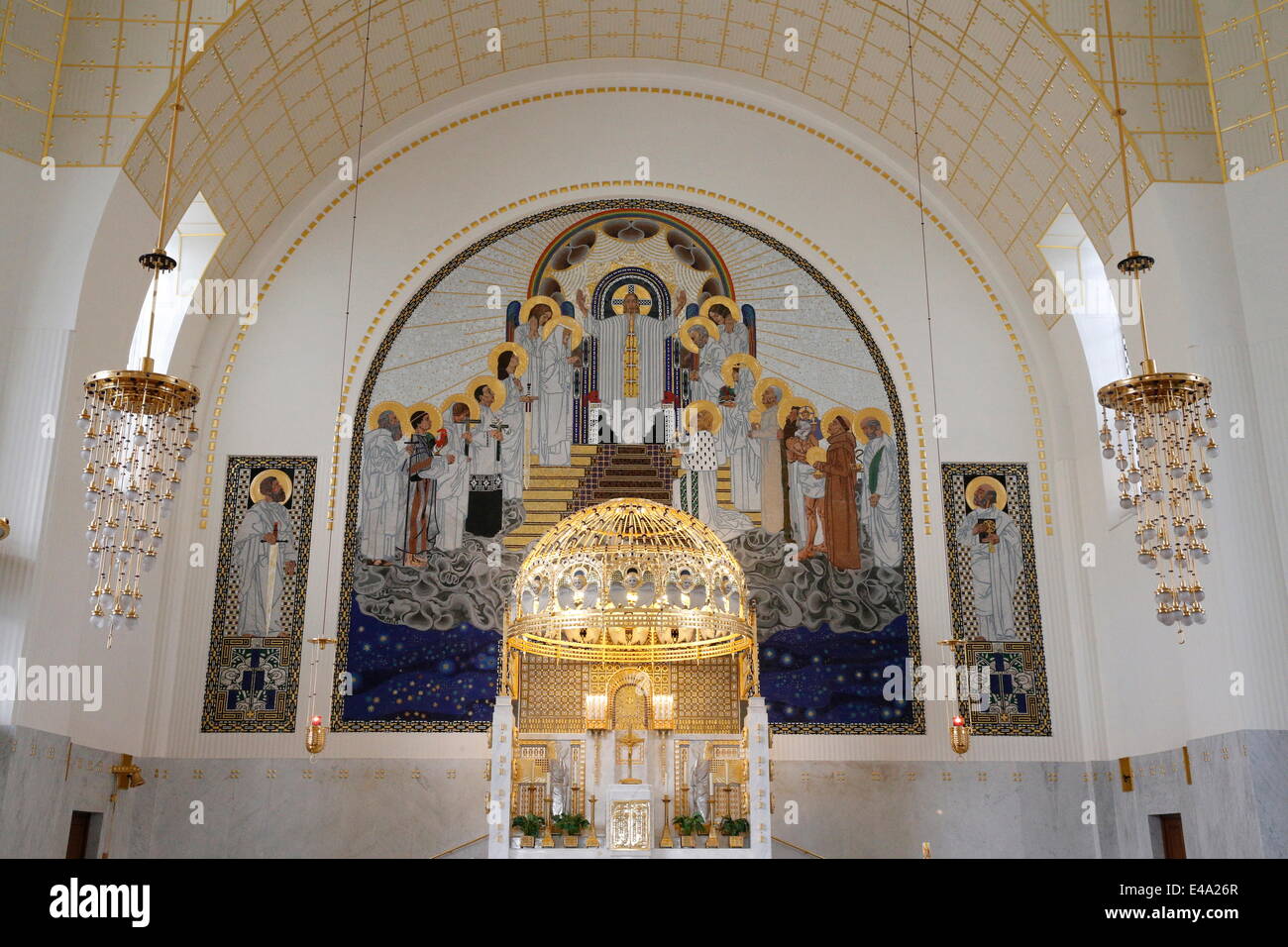 Chor, Am Steinhof-Kirche (Kirche Leopold), entworfen von Otto Wagner, Wien, Österreich, Europa Stockfoto