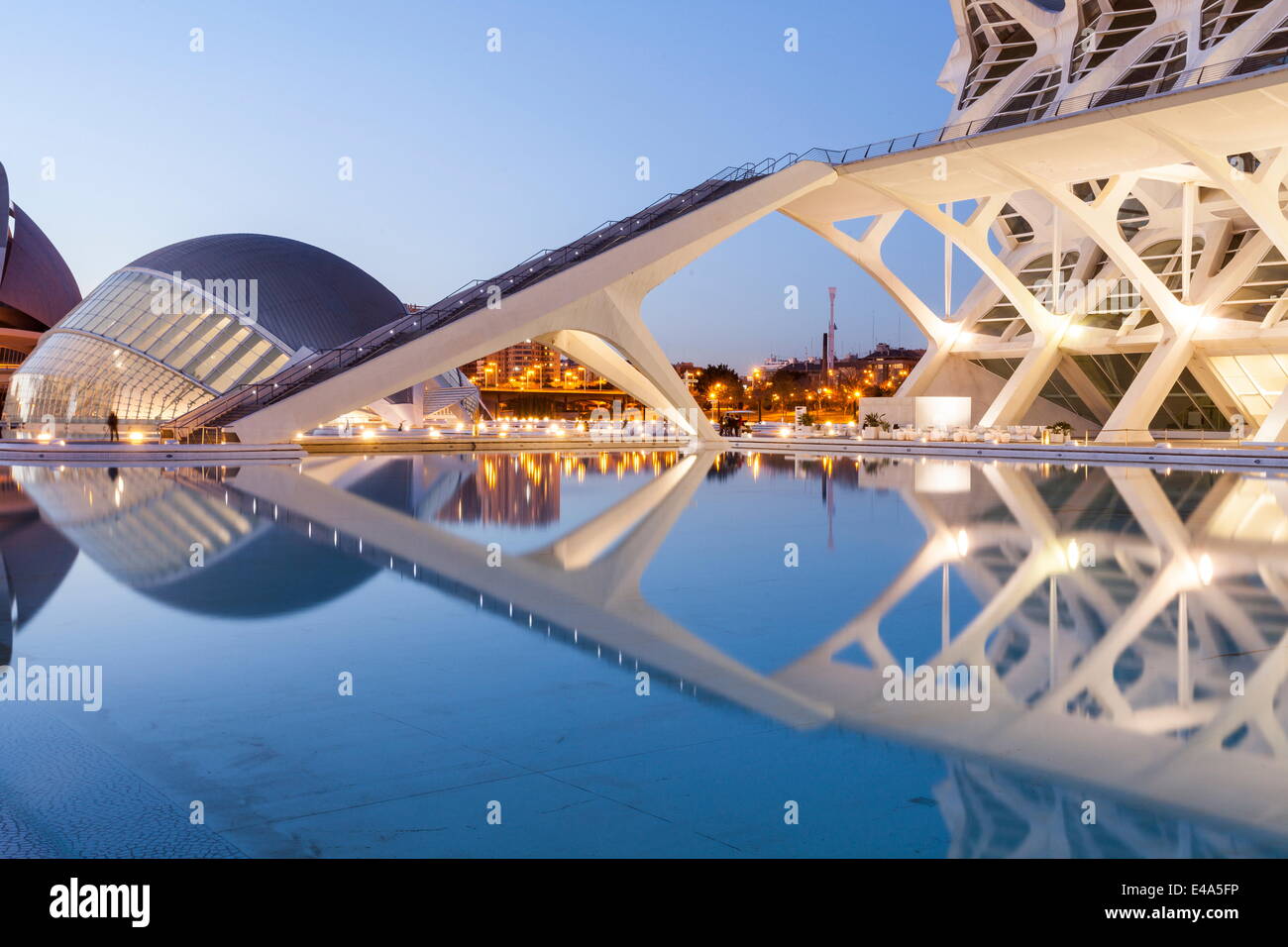 Die Stadt der Künste und Wissenschaften (Ciudad de Las Artes y Las Ciencias) in Valencia, Spanien, Europa Stockfoto