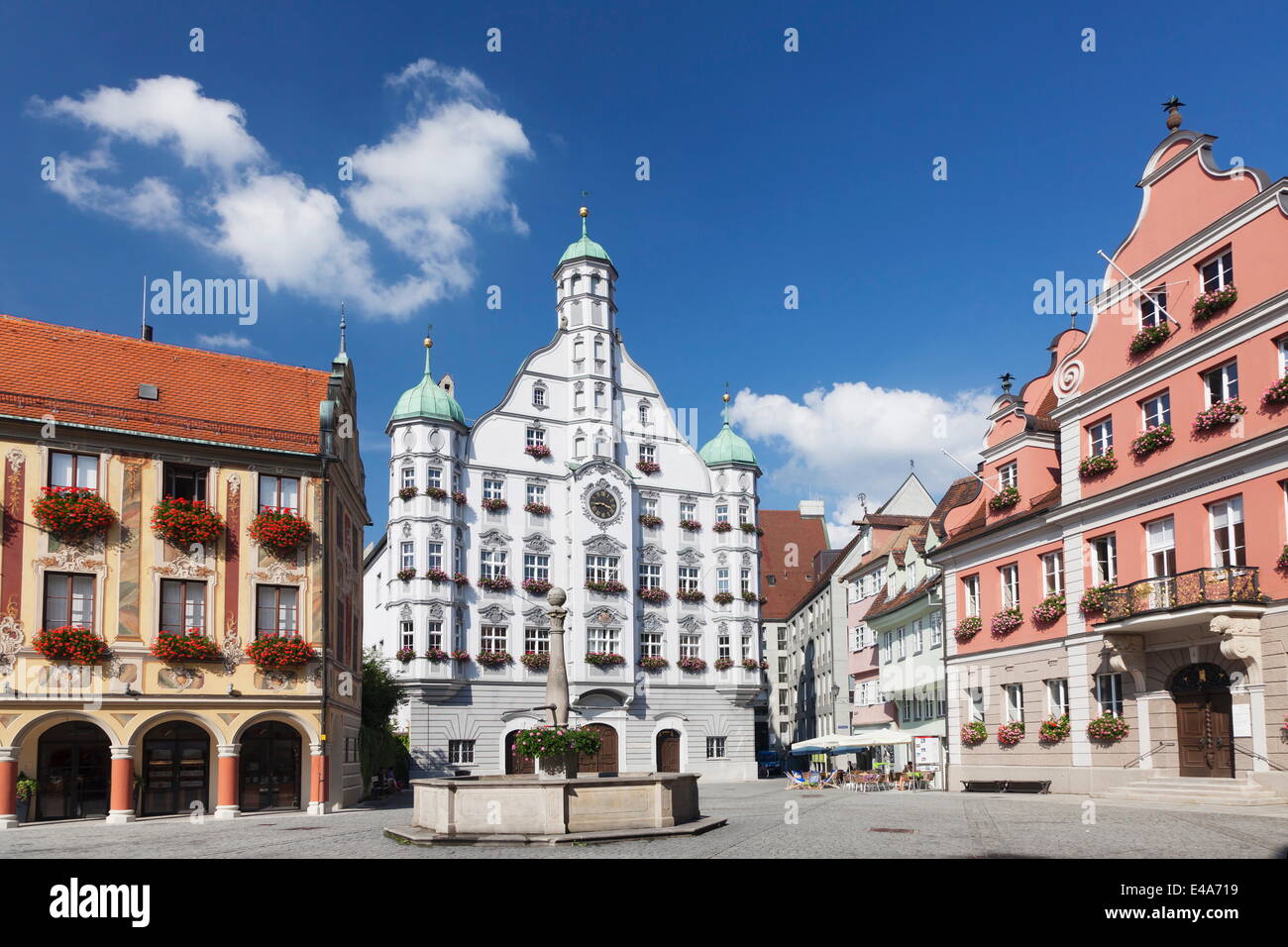 Rathaus mit Steuerhaus Gebäude und Grosszunft Gebäude am Marktplatz, Memmingen, Schwaben, Bayern, Deutschland, Europa Stockfoto