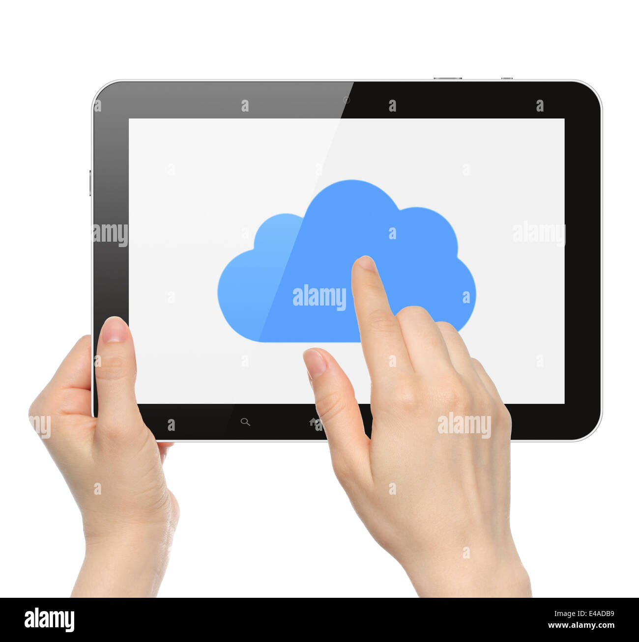 Frauen Hände halten und touch Tablet-PC mit der Cloud auf weißem Hintergrund Stockfoto