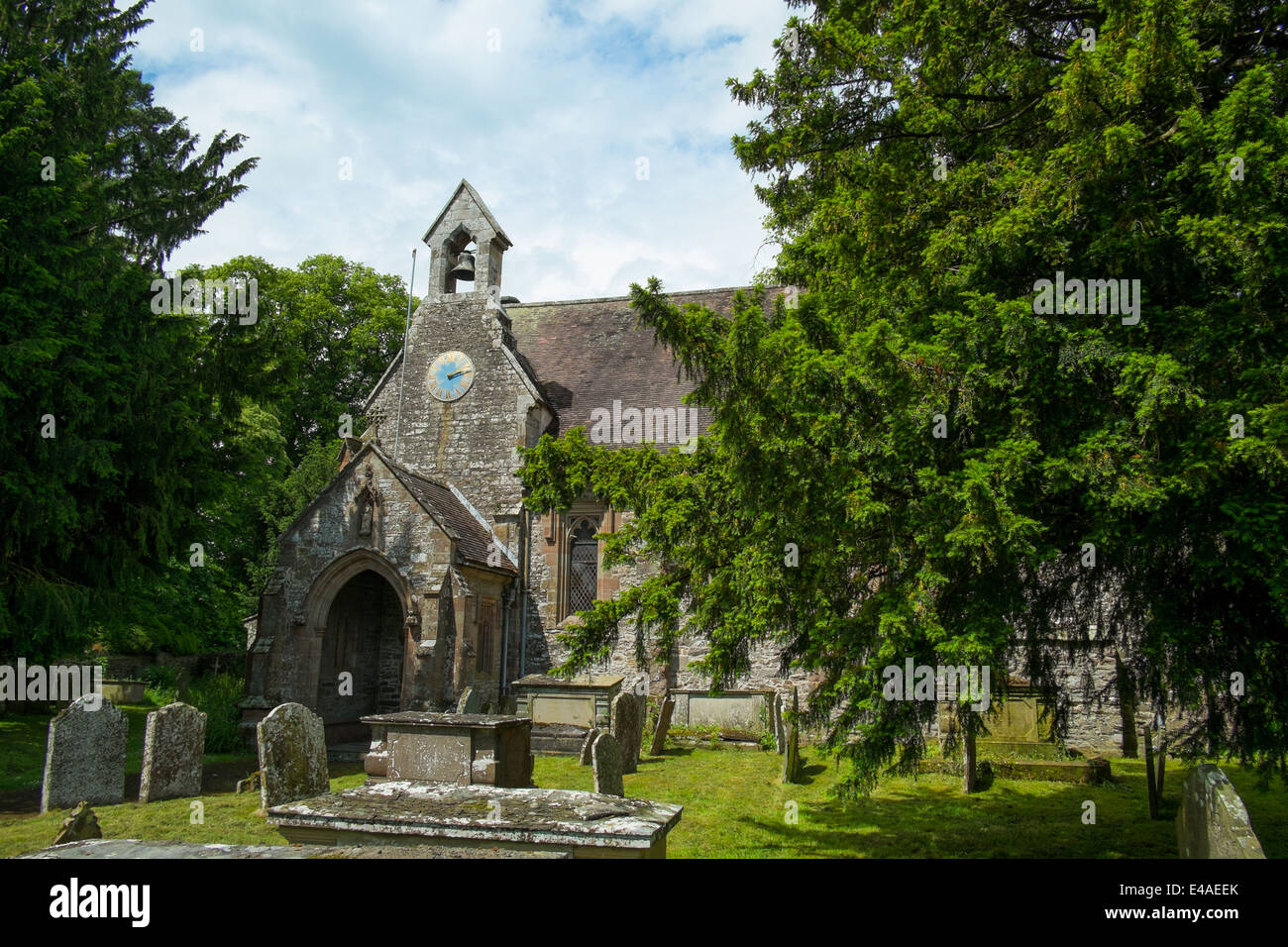 St. Barnabas Kirche, gebaut im Jahre 1656, in das Dorf Brampton Bryan, Herefordshire, England, UK. Stockfoto