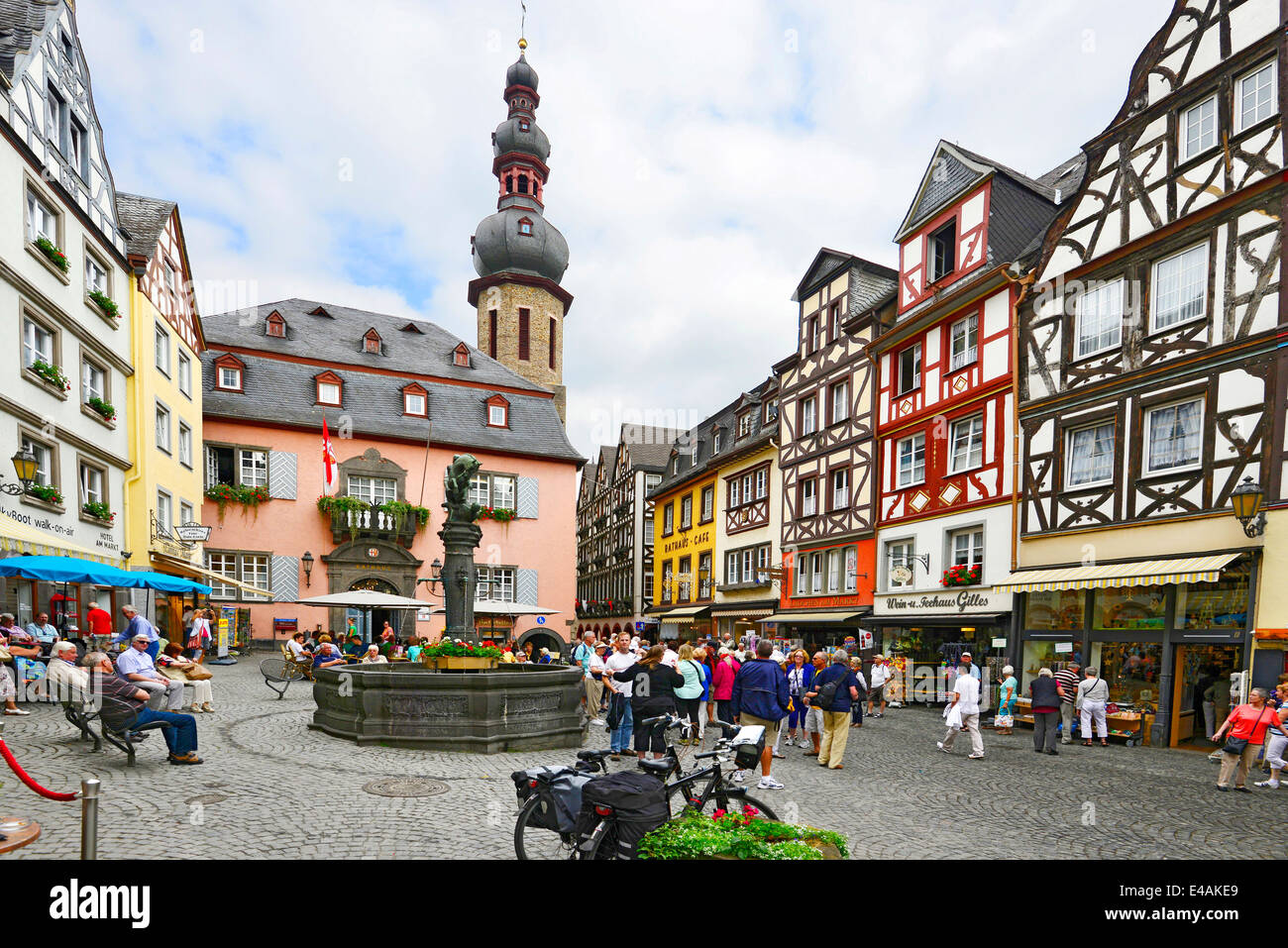 Cochem Deutschland Town Square Mosel River DE Europa Kreuzfahrt Stockfoto