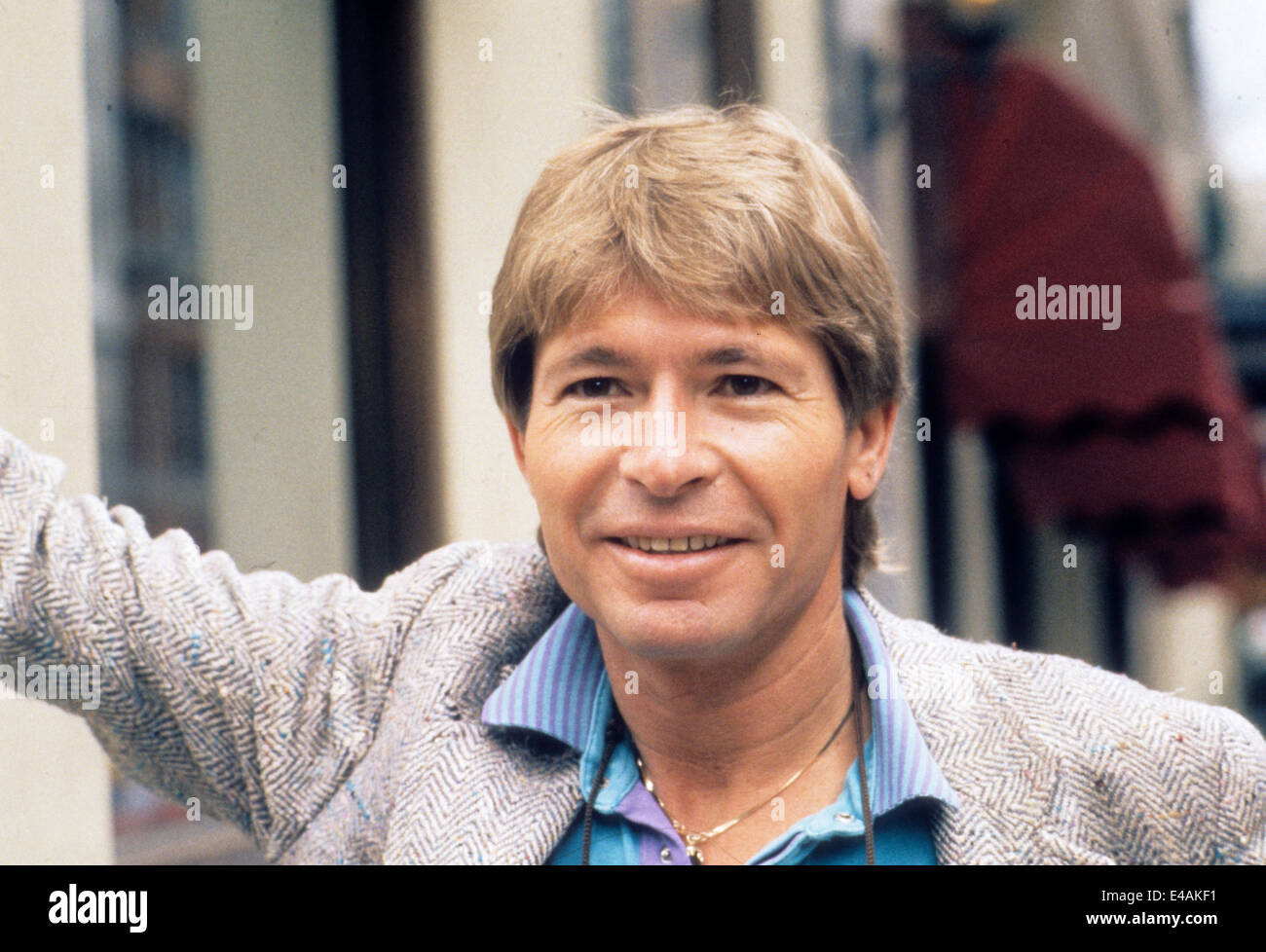 JOHN DENVER (1943-1997) US-Sängerin und Songwriterin über 1996 Stockfoto