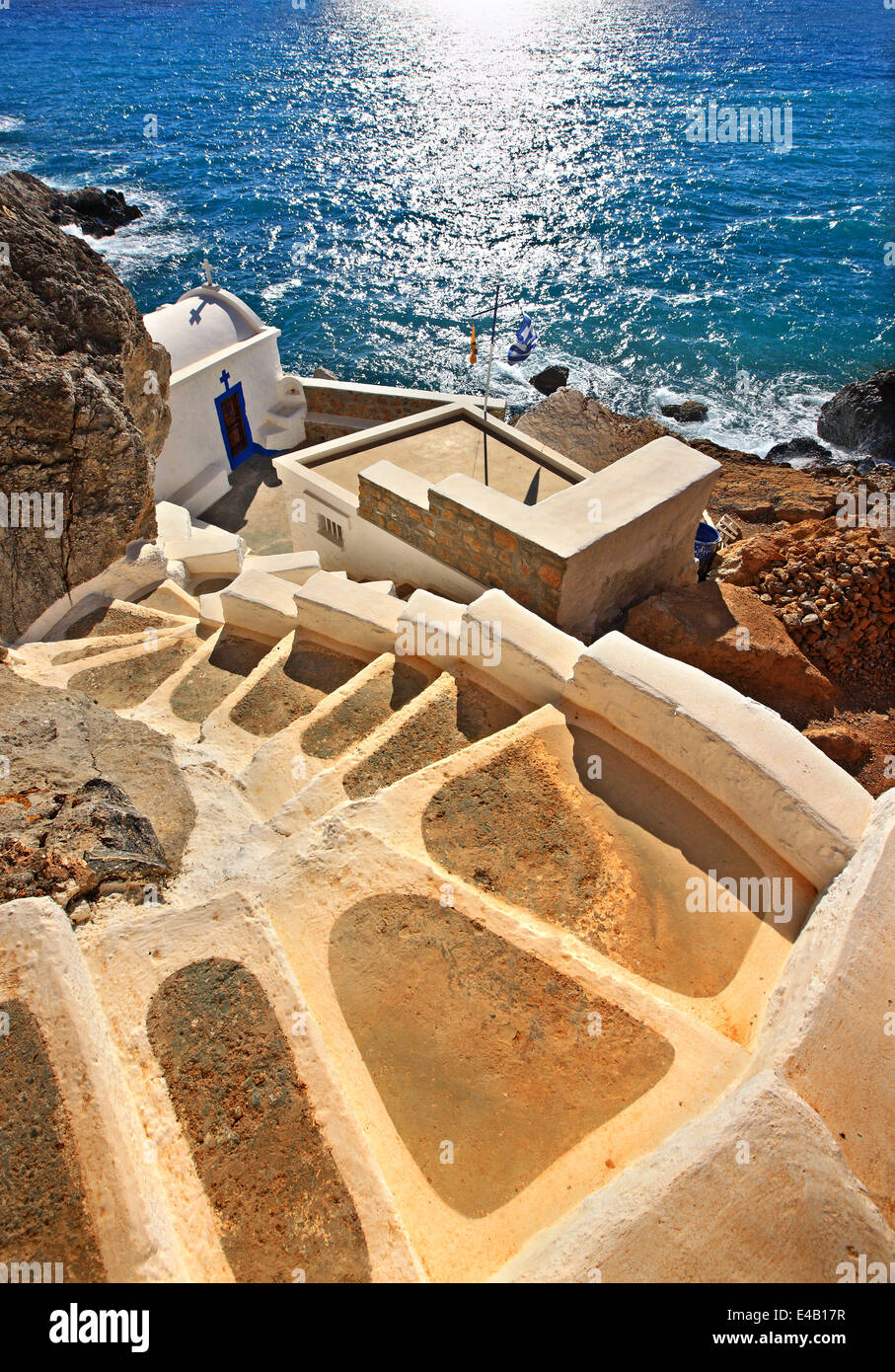 Letzte Schritte, um die winzigen kleinen Kapelle des Agios Georgios, Telendos Insel (Gemeinde von Kalymnos), Dodekanes, Griechenland. Stockfoto