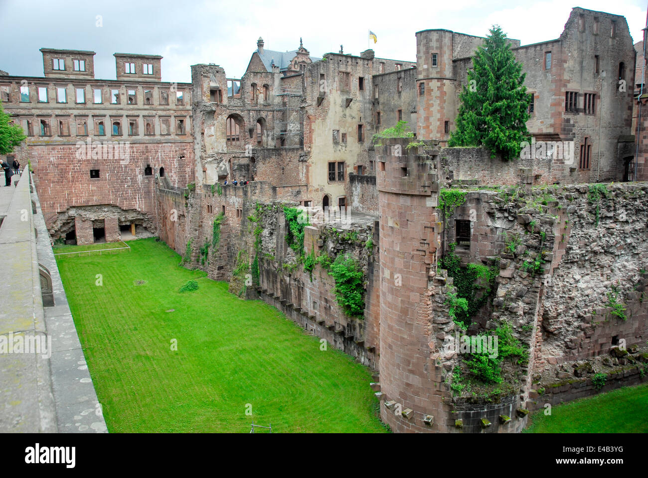 Ruinen der alten Heidelberger Schloss in Heidelberg, Deutschland Stockfoto