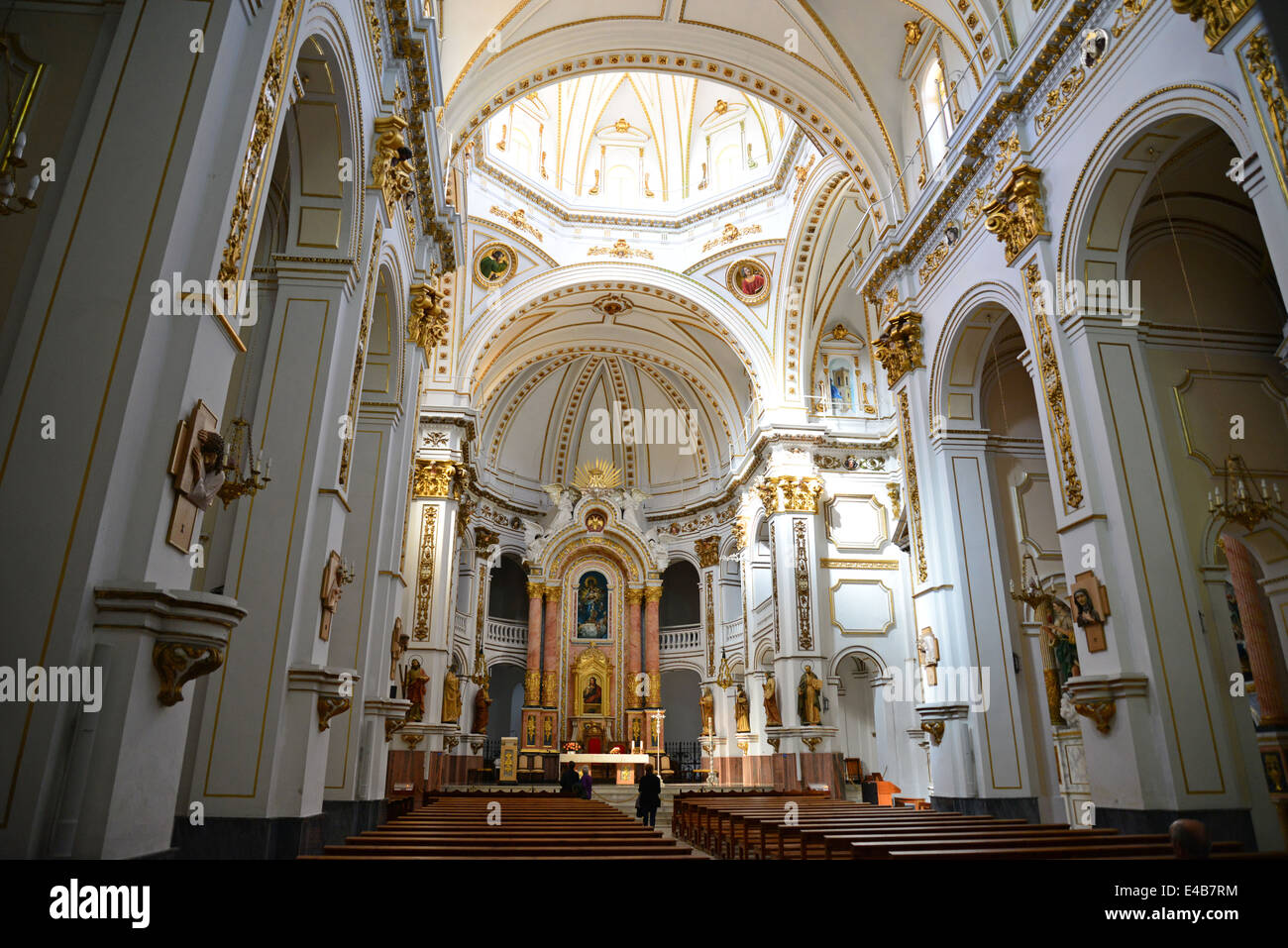 Inneren Kirchenschiff, Altea, Costa Blanca, Provinz Alicante, La Mare de Déu del Consol (Our Lady of Solace) Kirche, Königreich Spanien Stockfoto