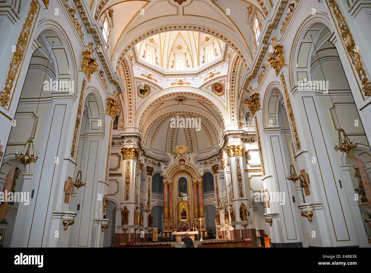 Inneren Kirchenschiff, Altea, Costa Blanca, Provinz Alicante, La Mare de Déu del Consol (Our Lady of Solace) Kirche, Königreich Spanien Stockfoto