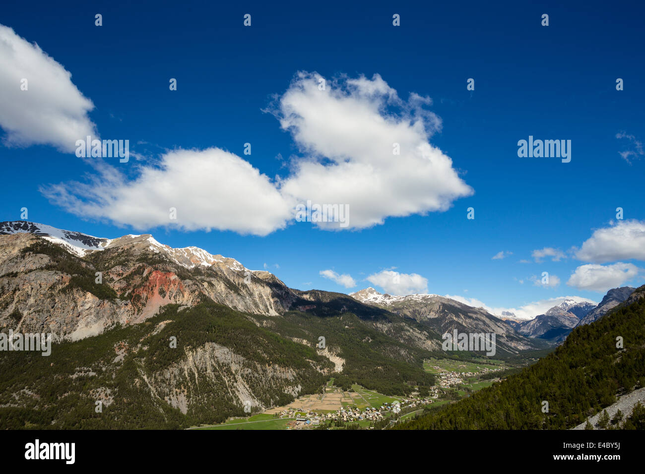 Blick Richtung Norden vom Col de Montgenevre, Frankreich. Stockfoto