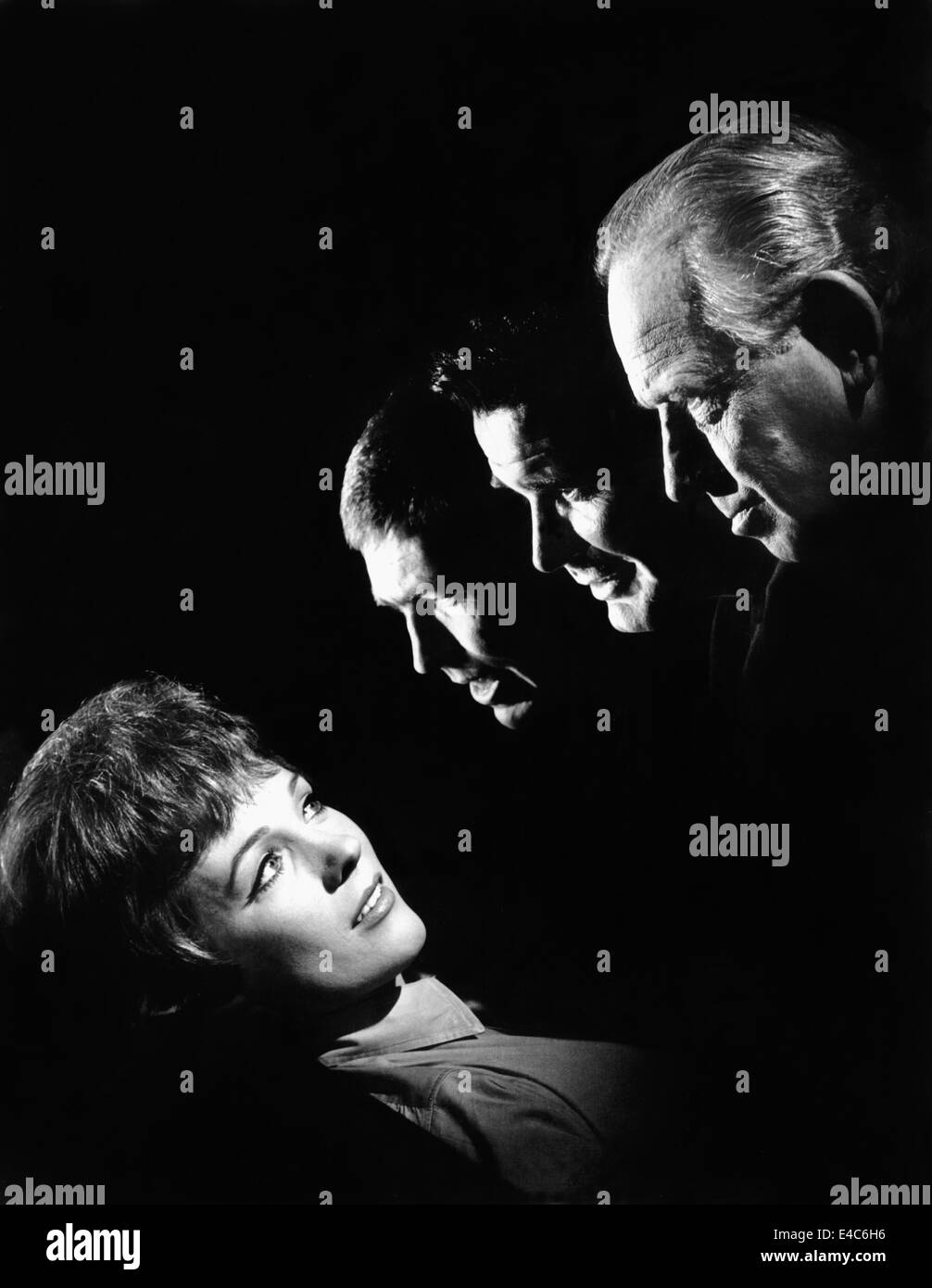 Julie Andrews, James Coburn, James Garner, Melvyn Douglas, Porträt aus dem Film "Die Amerikanisierung von Emily", 1964 Stockfoto