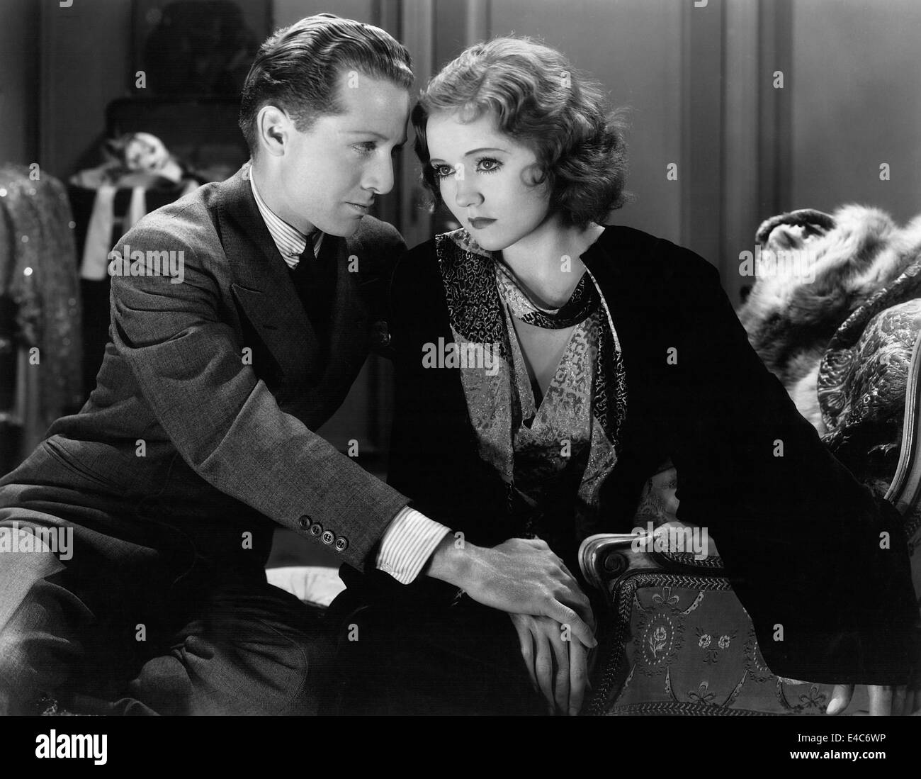 Morgan Farley, Nancy Carroll, am Set des Films, "Des Teufels-Urlaub", 1931 Stockfoto