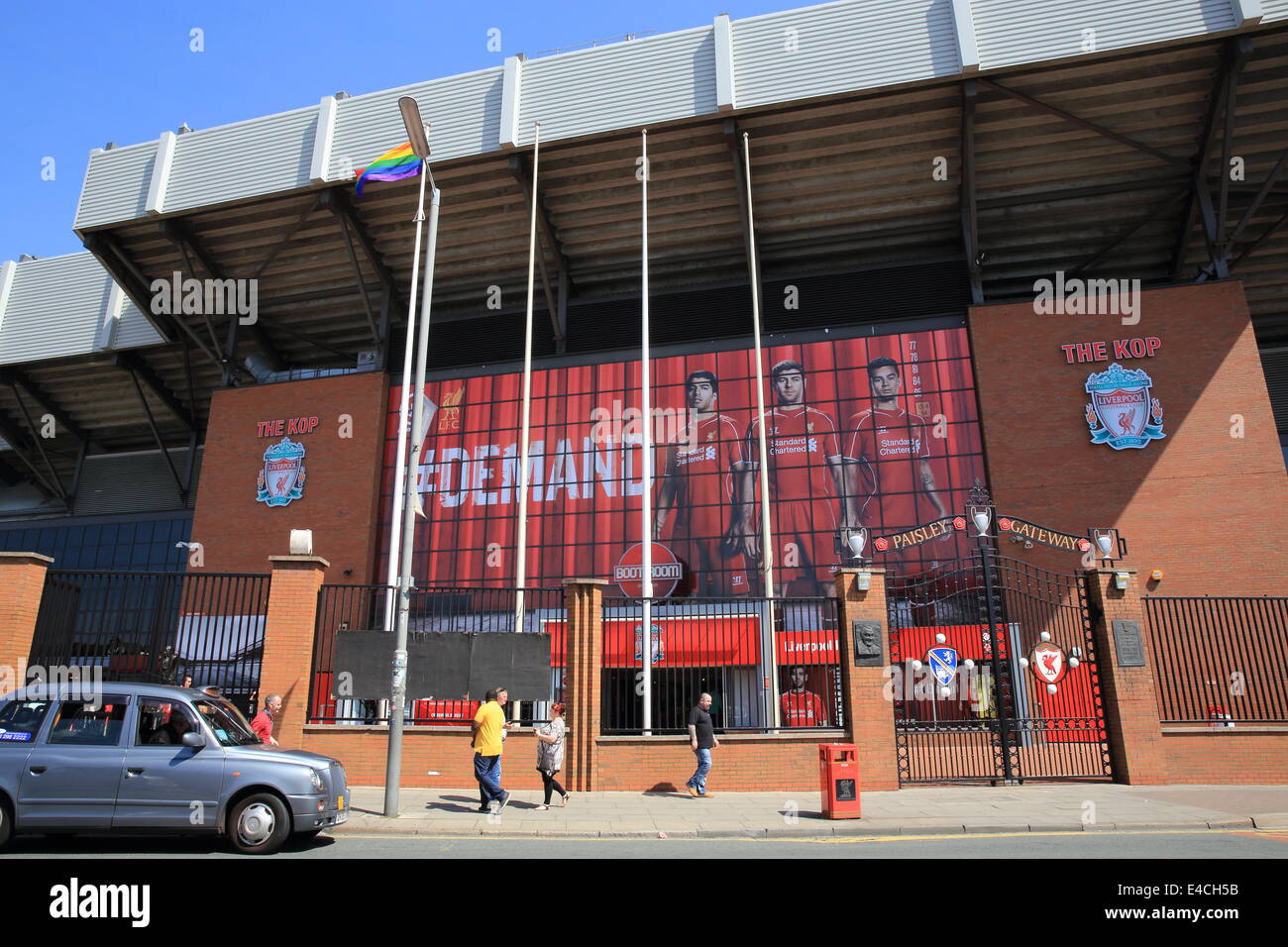 Das weltweit berühmte Anfield Road Fußballstadion in Liverpool, in Merseyside im NW England, UK Stockfoto