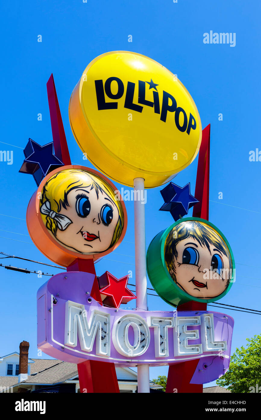Bunte Zeichen außerhalb der Lollipop-Motel, Norden Wildwood, New Jersey, USA Stockfoto
