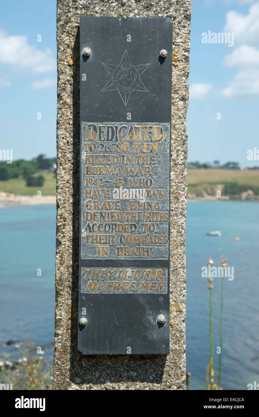 Cornwall. Roseland Halbinsel. Portscatho. Denkmal für Soldaten, die in Birma während des zweiten Weltkriegs gestorben. Stockfoto