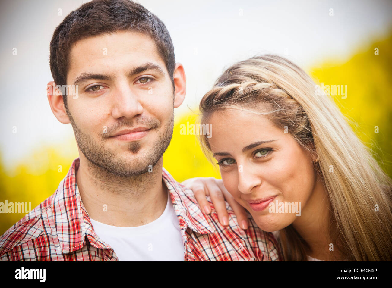 Glückliches junges Paar, Porträt, Toskana, Italien Stockfoto