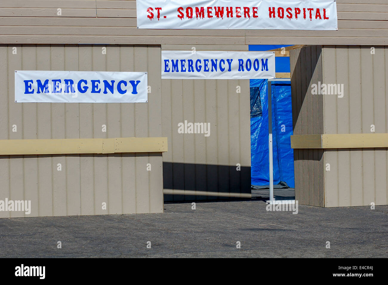 Mock Notaufnahme Katastrophe Bohrer Betrieb Med Basis 2014 in Ventura County, California am Mai 2,2014. Stockfoto