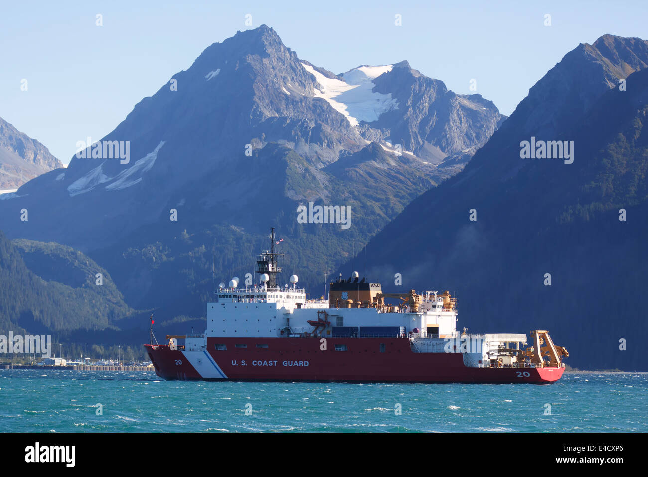 Coast Guard Schiff Healy, Resurrection Bay, Seward, Alaska. Stockfoto