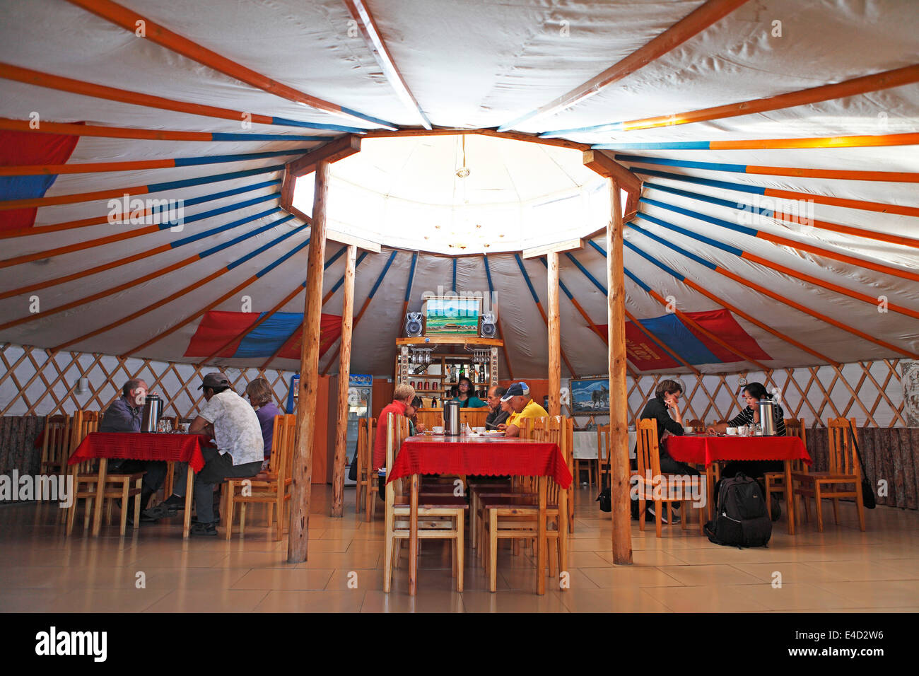 Restaurant Jurte, Selenge Provinz, Mongolei Stockfoto