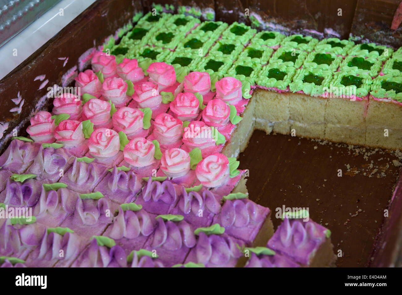 Süßigkeiten zum Verkauf auf dem Basar, Buchara, Usbekistan Stockfoto