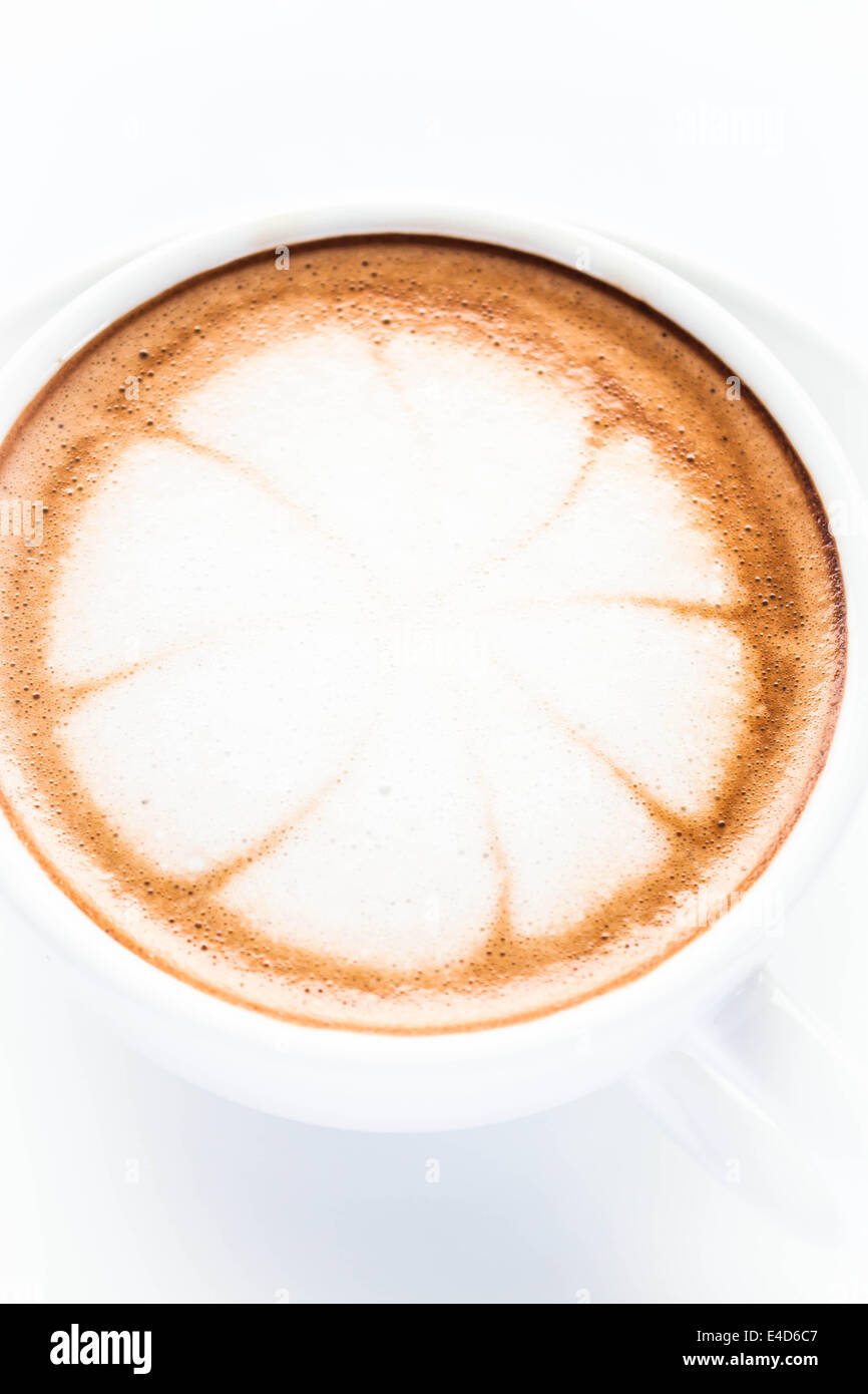 Nahaufnahme heißen Café Mokka isoliert auf weißem Hintergrund Stockfoto