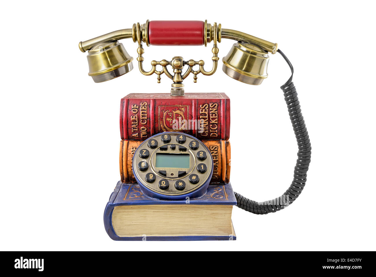 Telefon unter einem Stapel Bücher auf dem weißen Hintergrund stilisiert Stockfoto