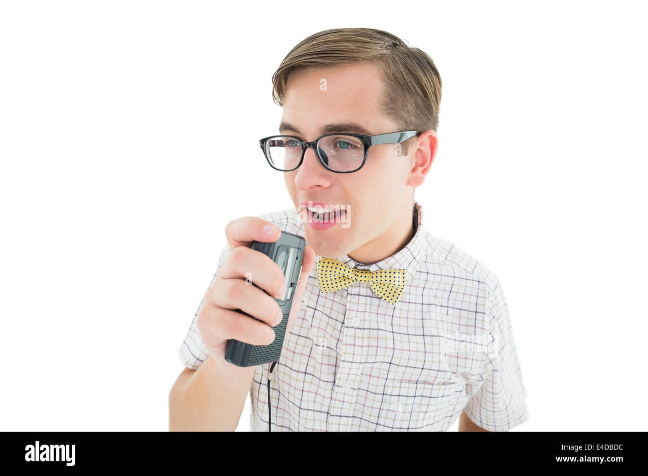 Geeky Hipster ins Diktiergerät sprechen Stockfoto